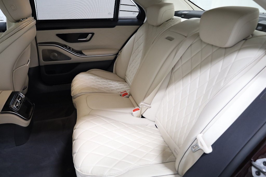 Thumbnail: 2022 Mercedes-Benz S-Class - 13