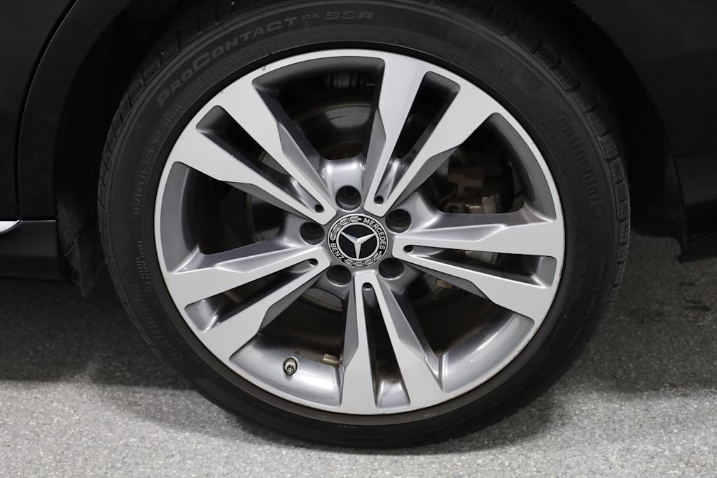 Thumbnail: 2021 Mercedes-Benz C-Class - 37