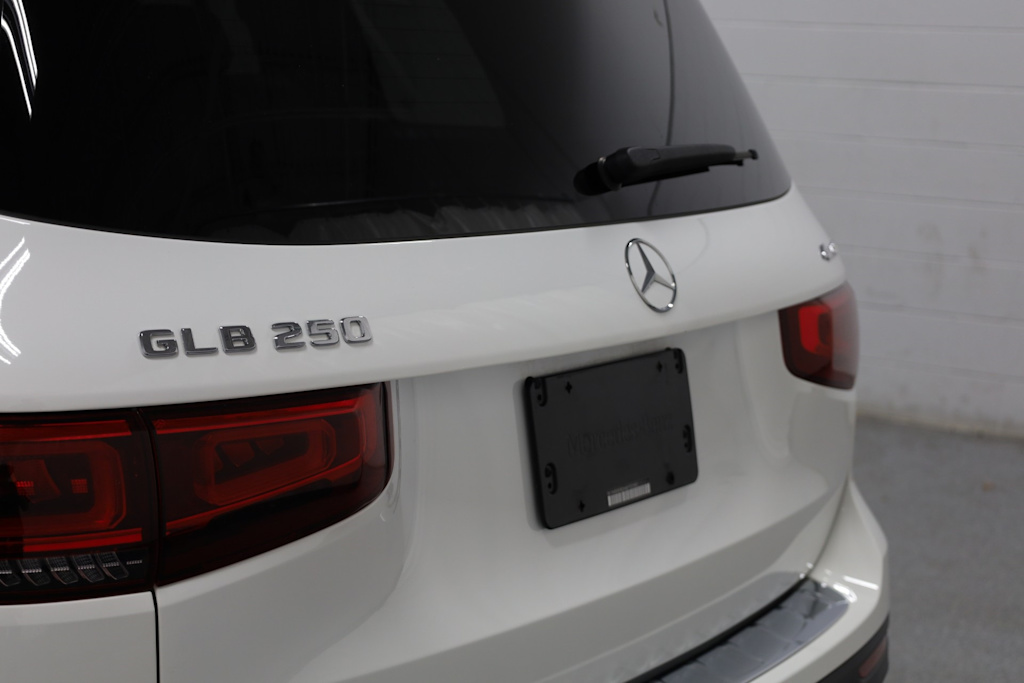 2022 Mercedes-Benz GLB 250 21