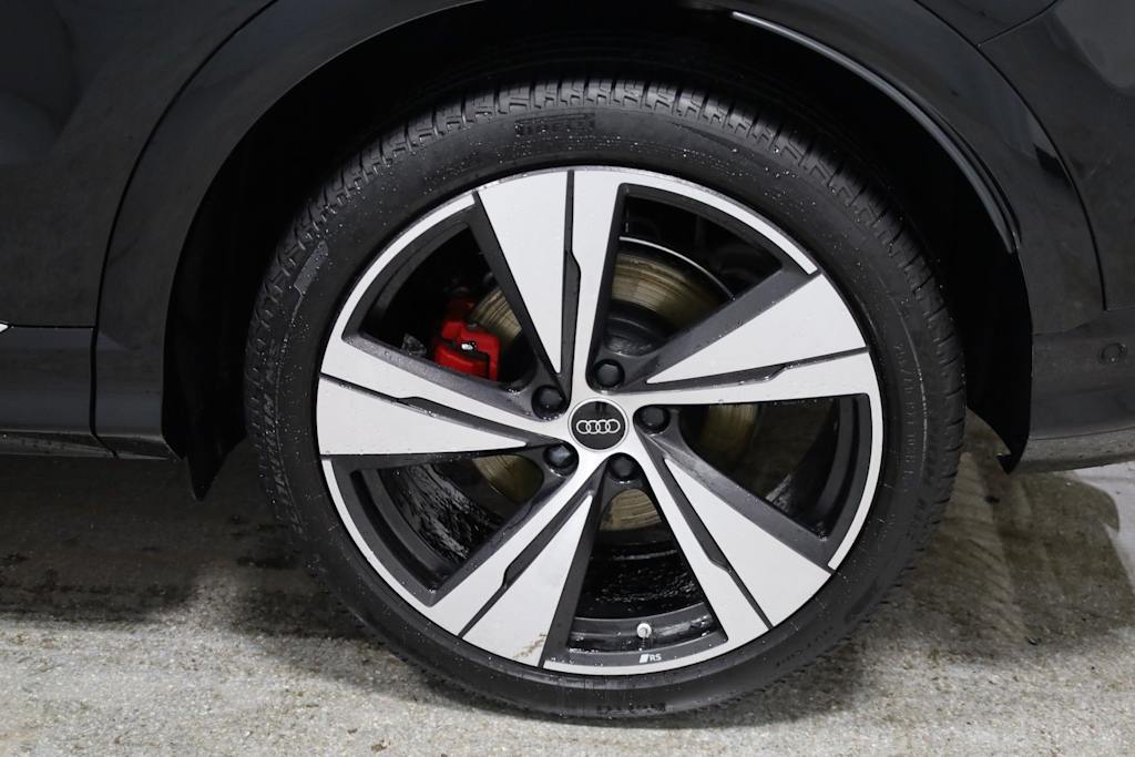 Thumbnail: 2025 Audi SQ5 - 40