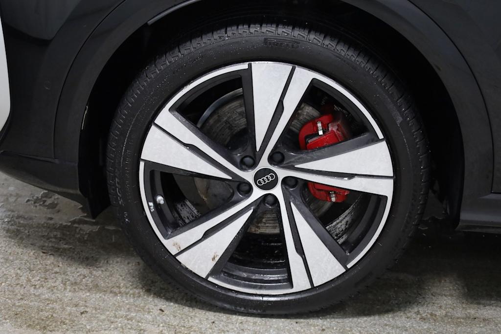 Thumbnail: 2025 Audi SQ5 - 41