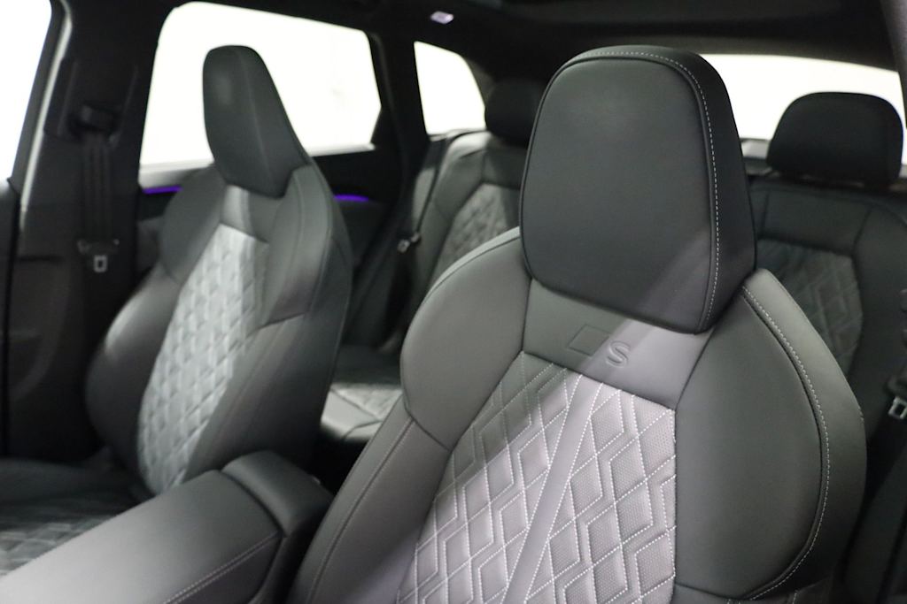 Thumbnail: 2025 Audi SQ5 - 28