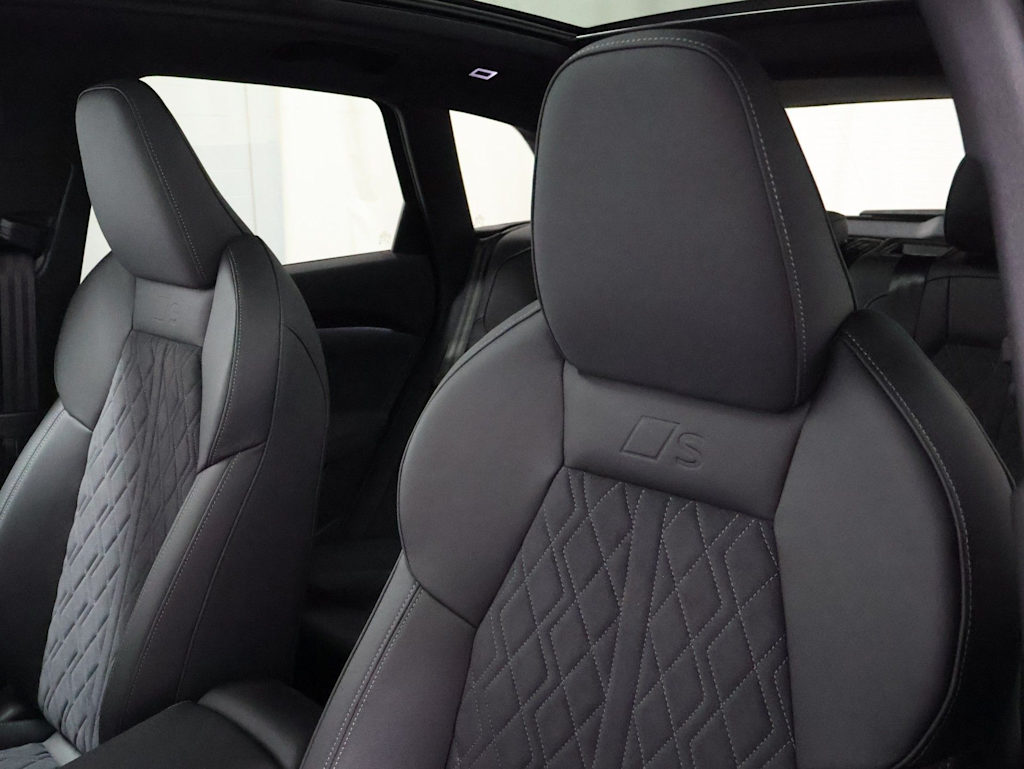 Thumbnail: 2026 Audi SQ5 - 12