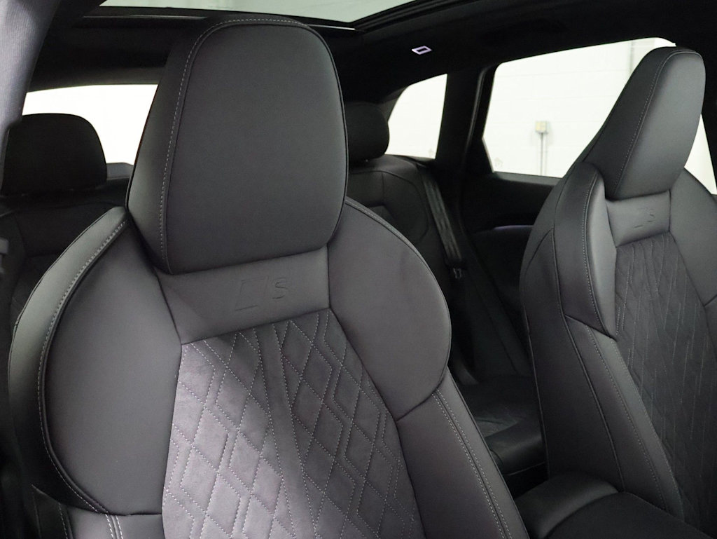 Thumbnail: 2026 Audi SQ5 - 28