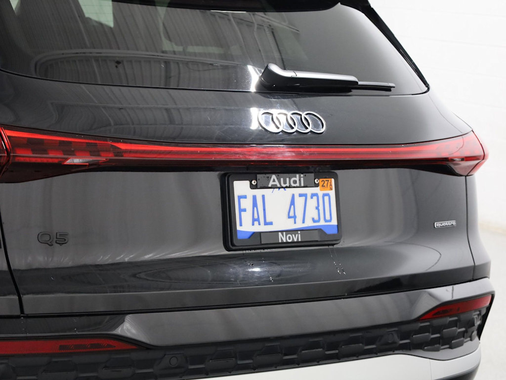 Thumbnail: 2025 Audi Q5 - 7