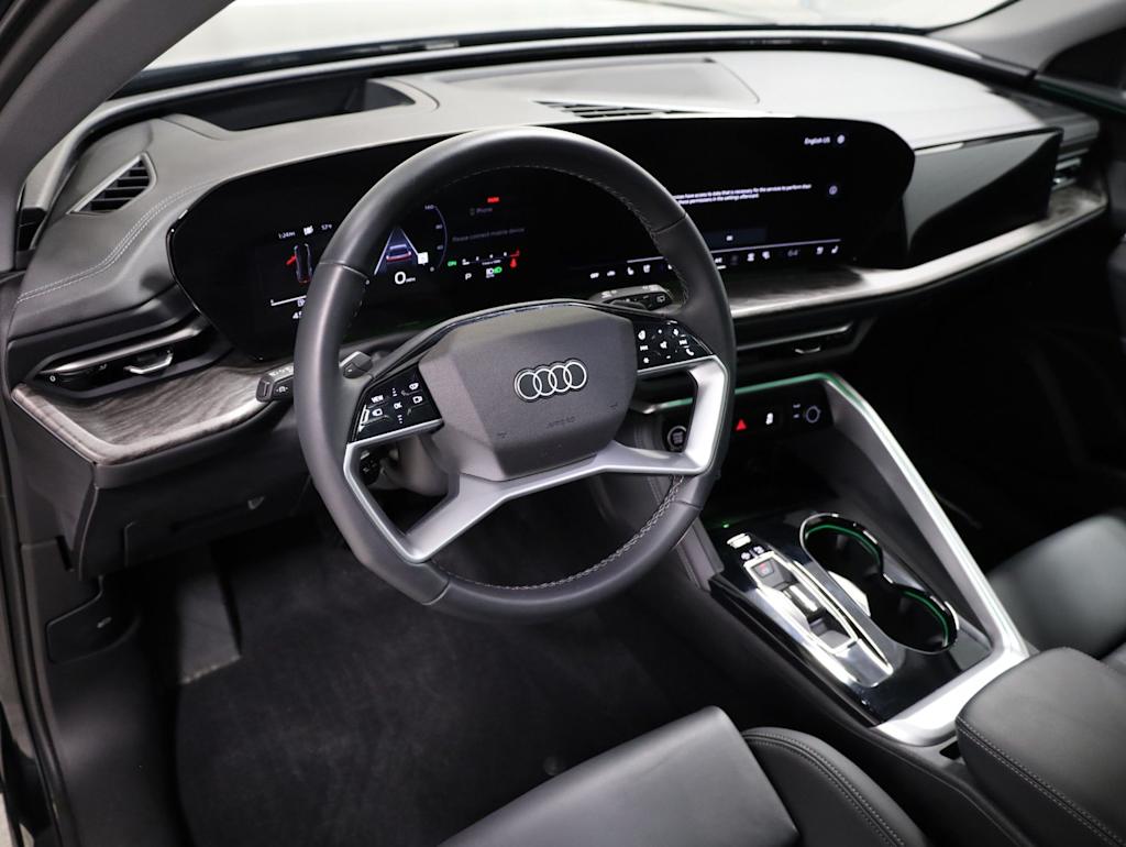 Thumbnail: 2025 Audi Q5 - 2