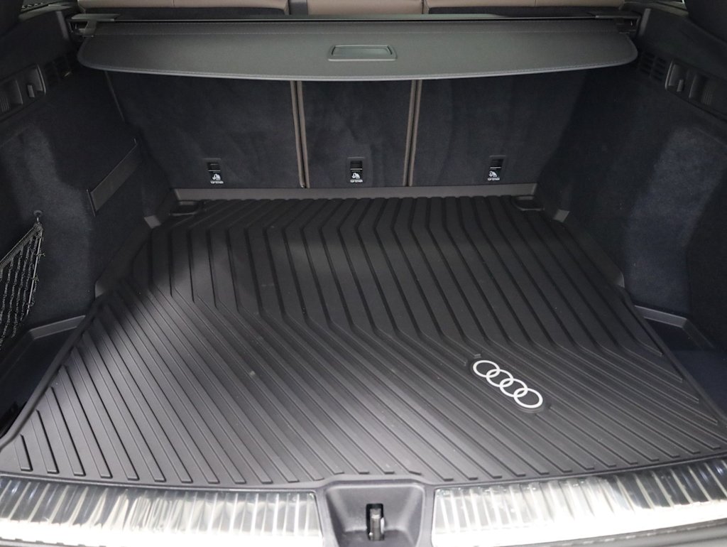 Thumbnail: 2025 Audi Q5 - 19