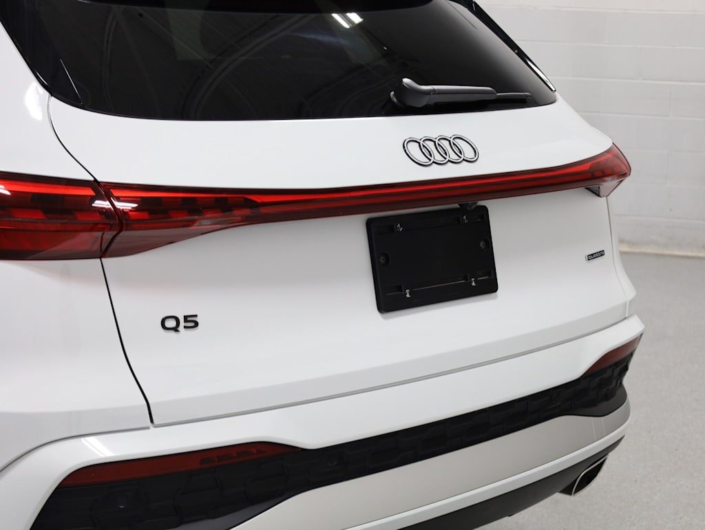 Thumbnail: 2025 Audi Q5 - 7