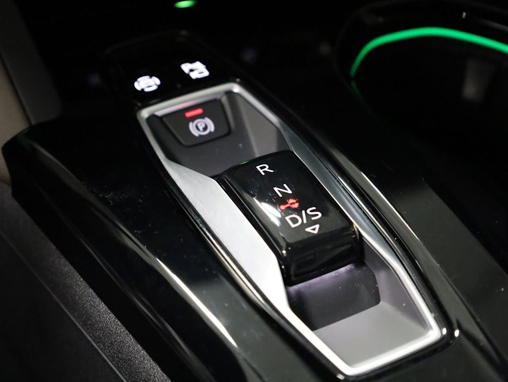 Thumbnail: 2025 Audi Q5 - 17