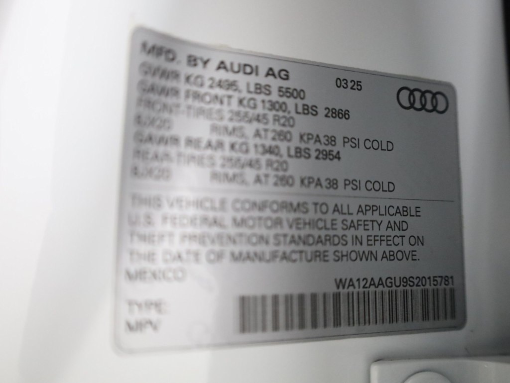 Thumbnail: 2025 Audi Q5 - 20