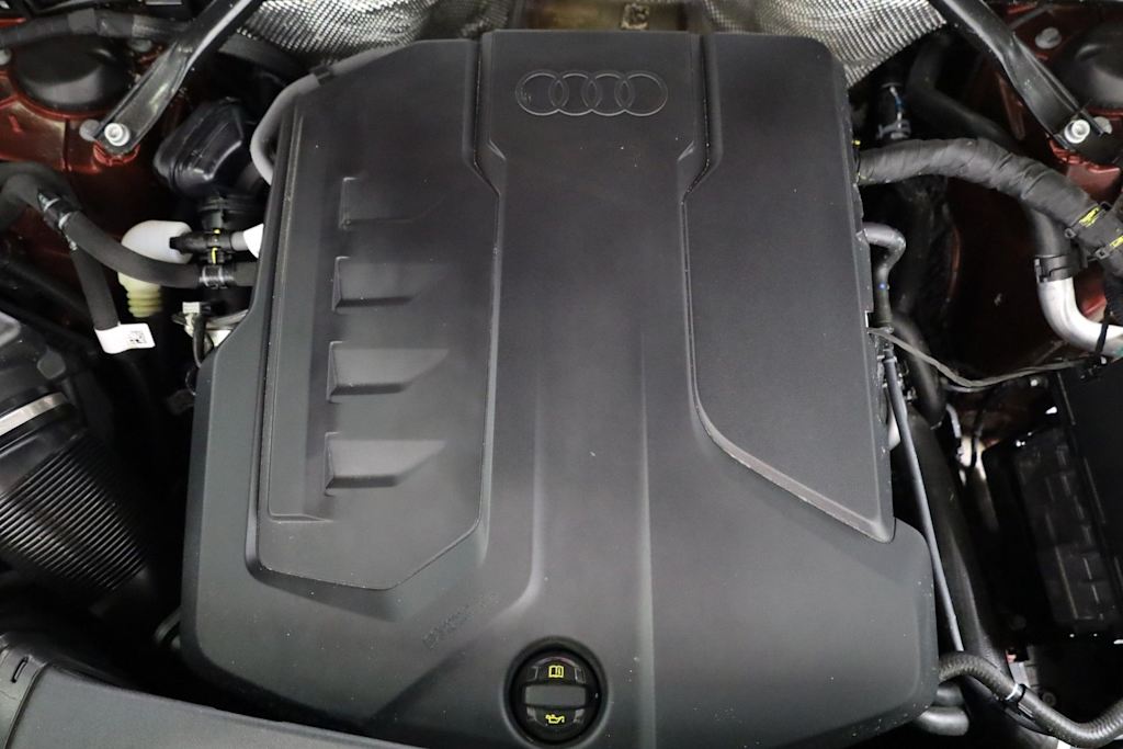 Thumbnail: 2025 Audi Q5 - 9