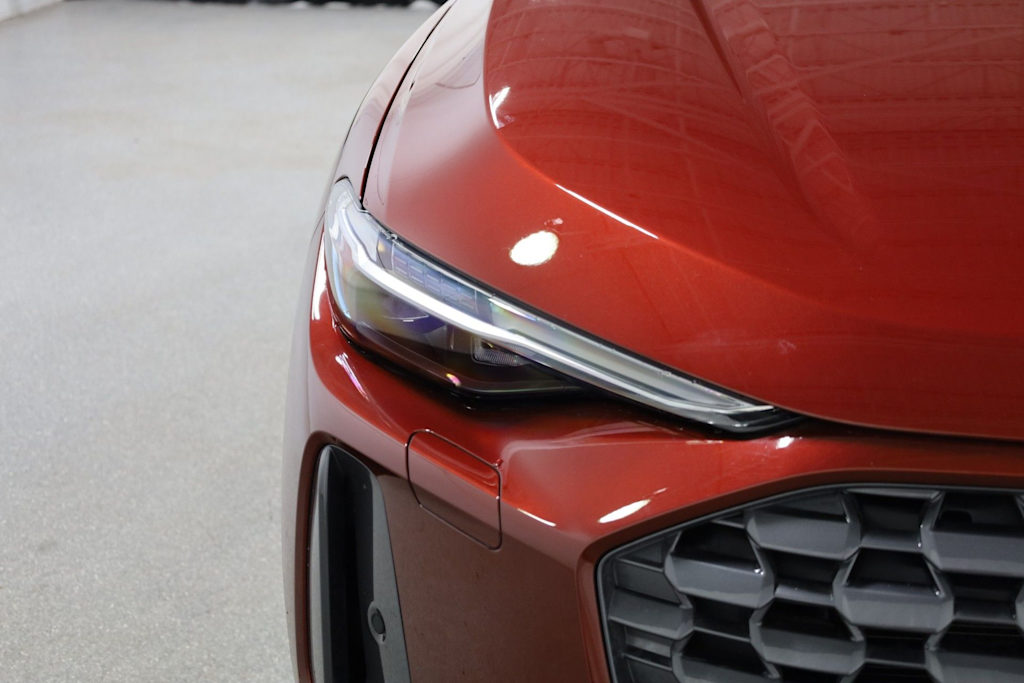 Thumbnail: 2025 Audi Q5 - 26