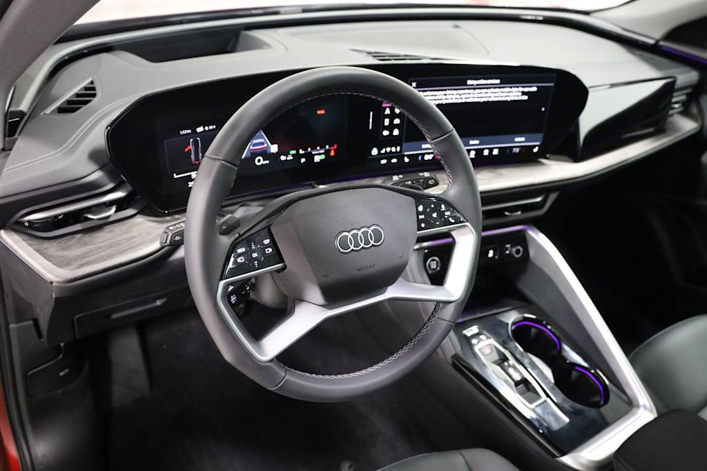 Thumbnail: 2025 Audi Q5 - 2