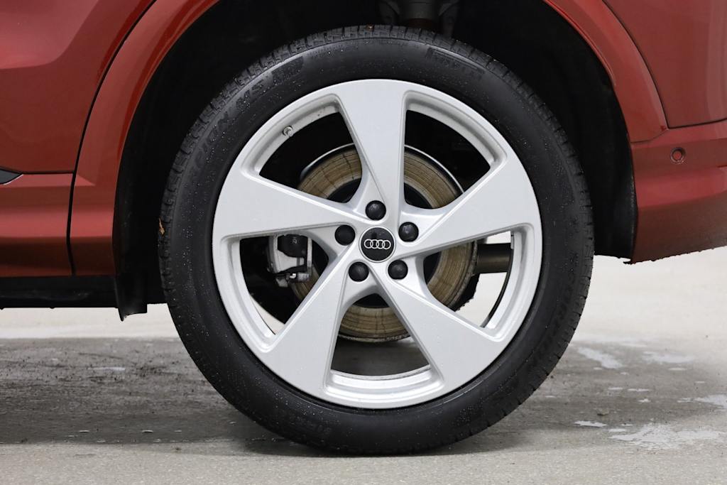 Thumbnail: 2025 Audi Q5 - 38