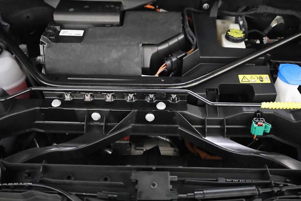 Thumbnail: 2023 Audi Q4 e-tron - 9