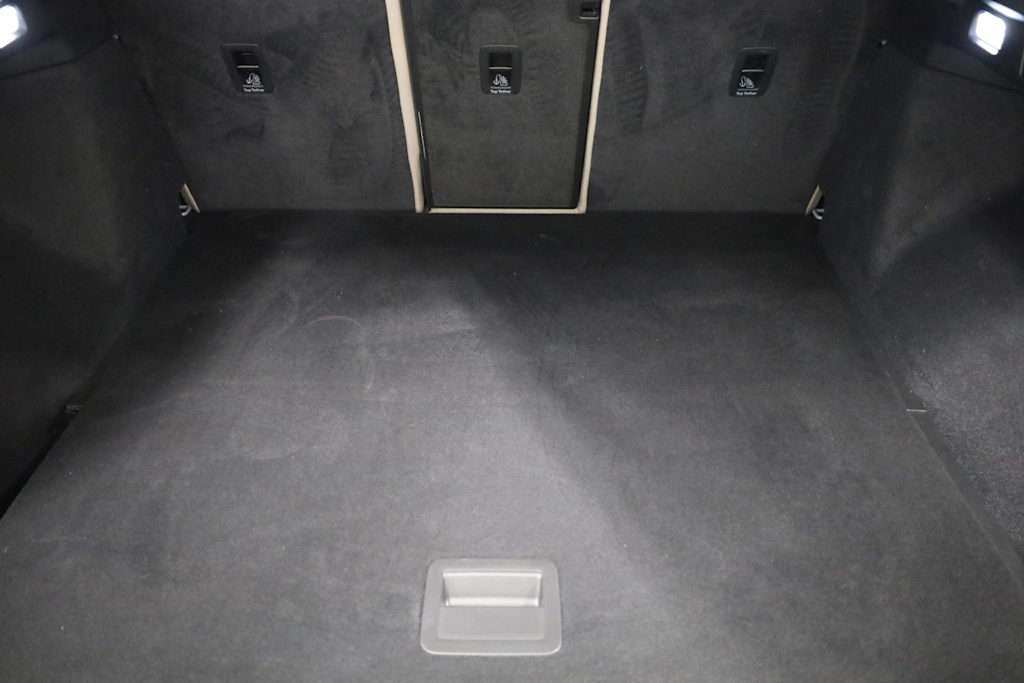 Thumbnail: 2023 Audi Q4 e-tron - 19