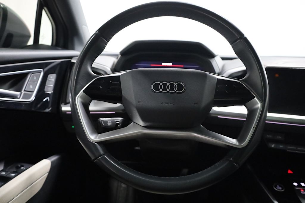 Thumbnail: 2023 Audi Q4 e-tron - 14