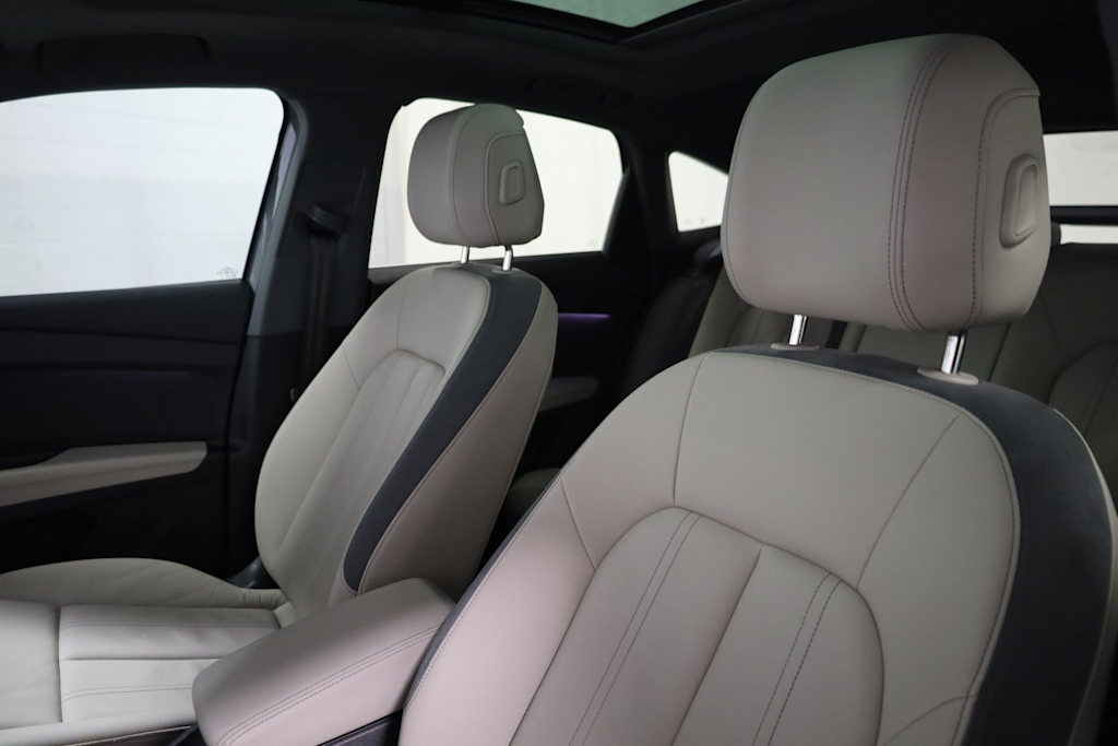 Thumbnail: 2023 Audi Q4 e-tron - 12