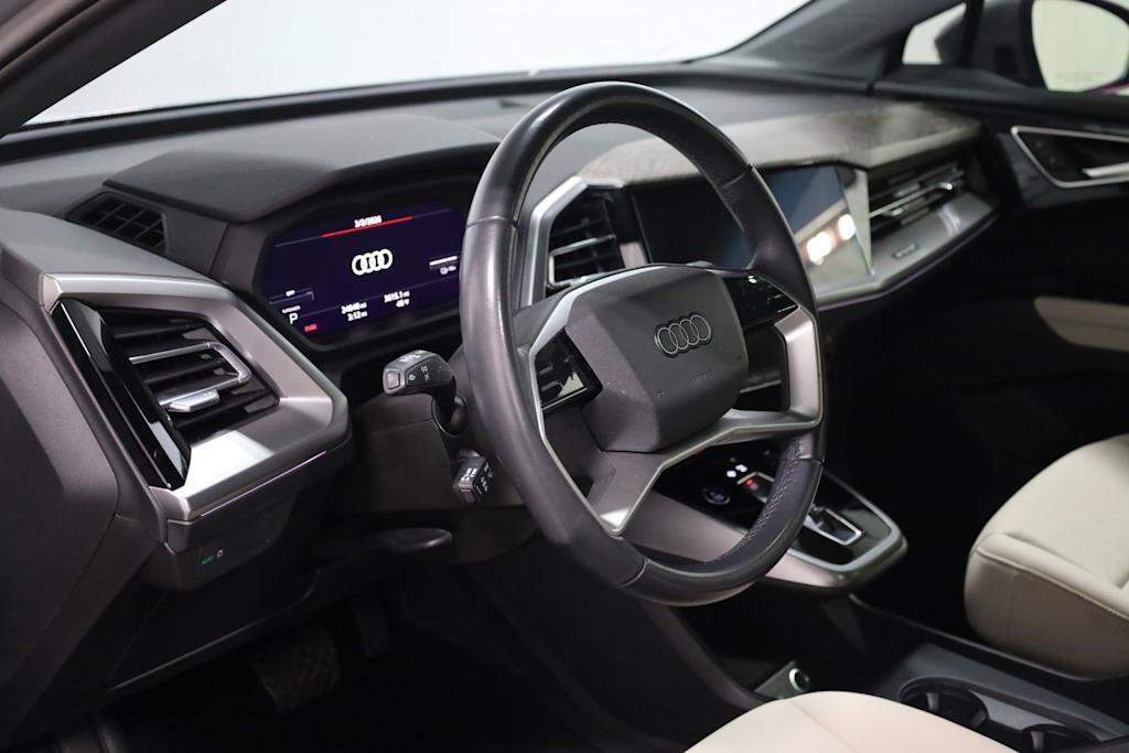 Thumbnail: 2023 Audi Q4 e-tron - 2