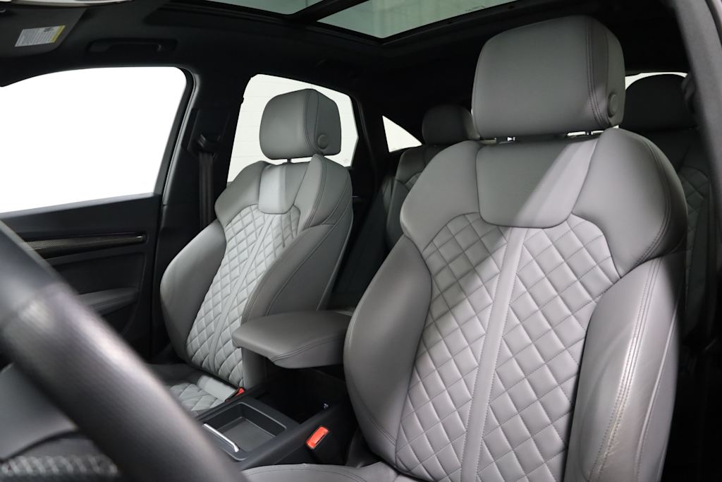 2022 Audi SQ5 Prestige 11
