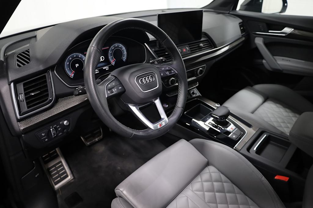 2022 Audi SQ5 Prestige 2