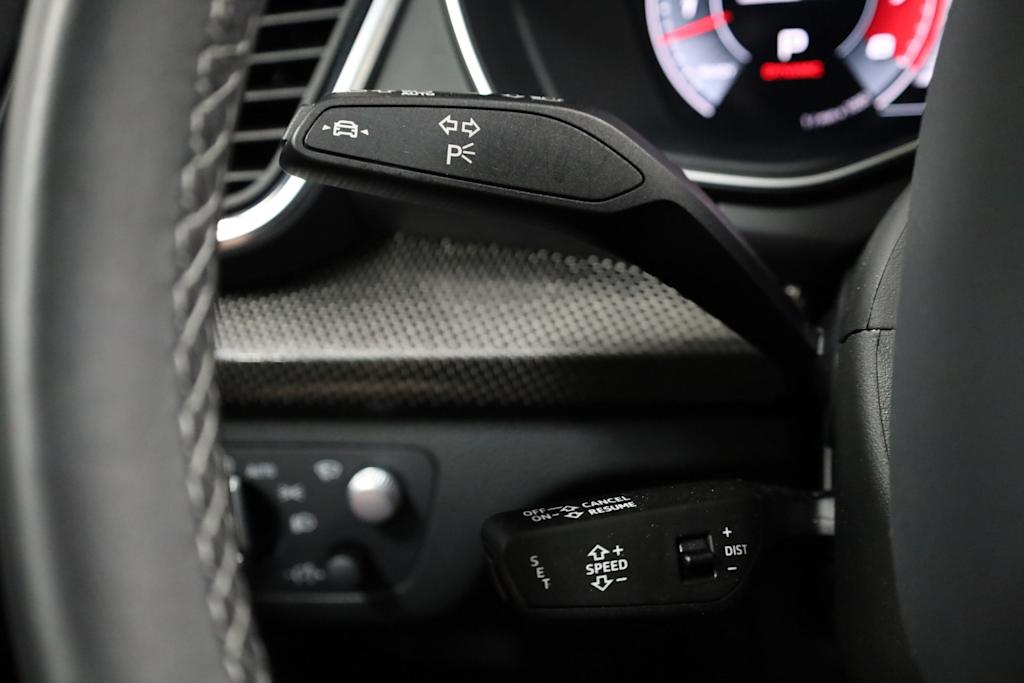 2022 Audi SQ5 Prestige 32