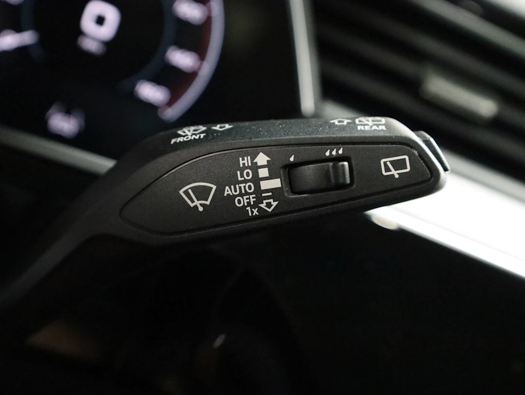 Thumbnail: 2024 Audi Q8 e-tron - 16