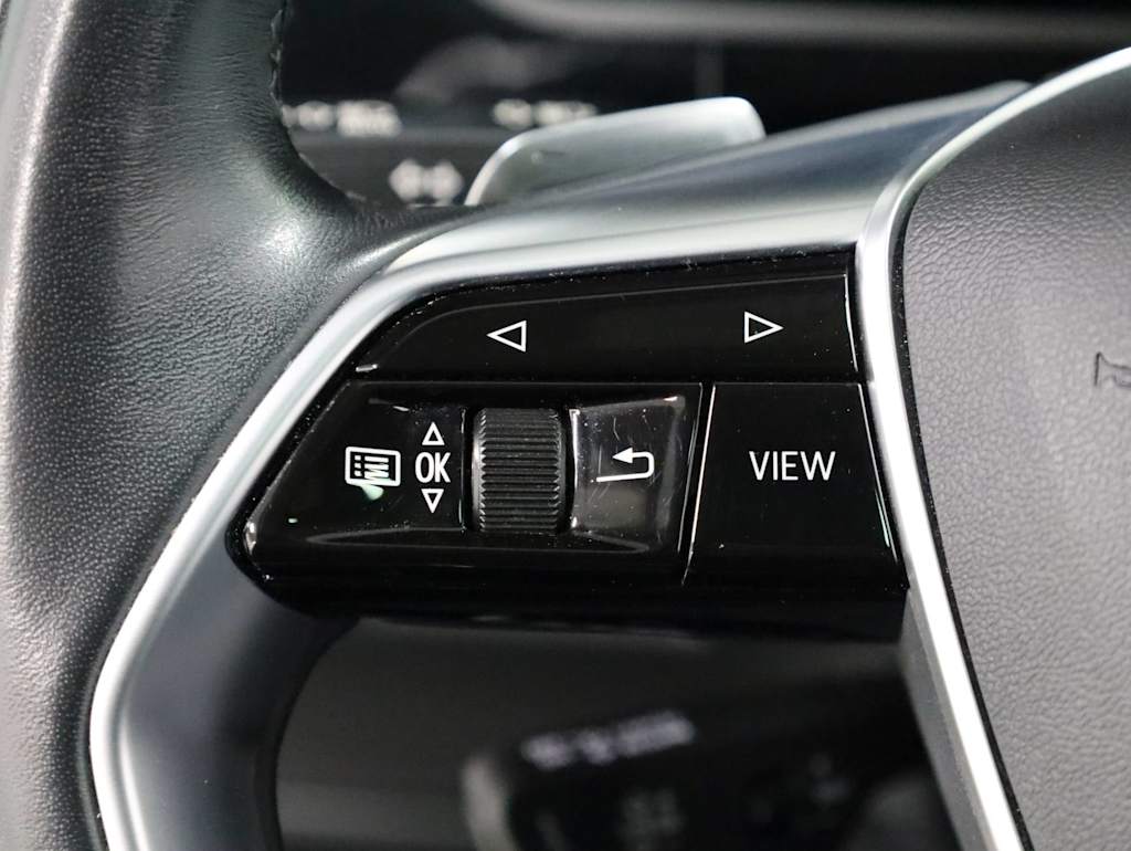Thumbnail: 2024 Audi Q8 e-tron - 32