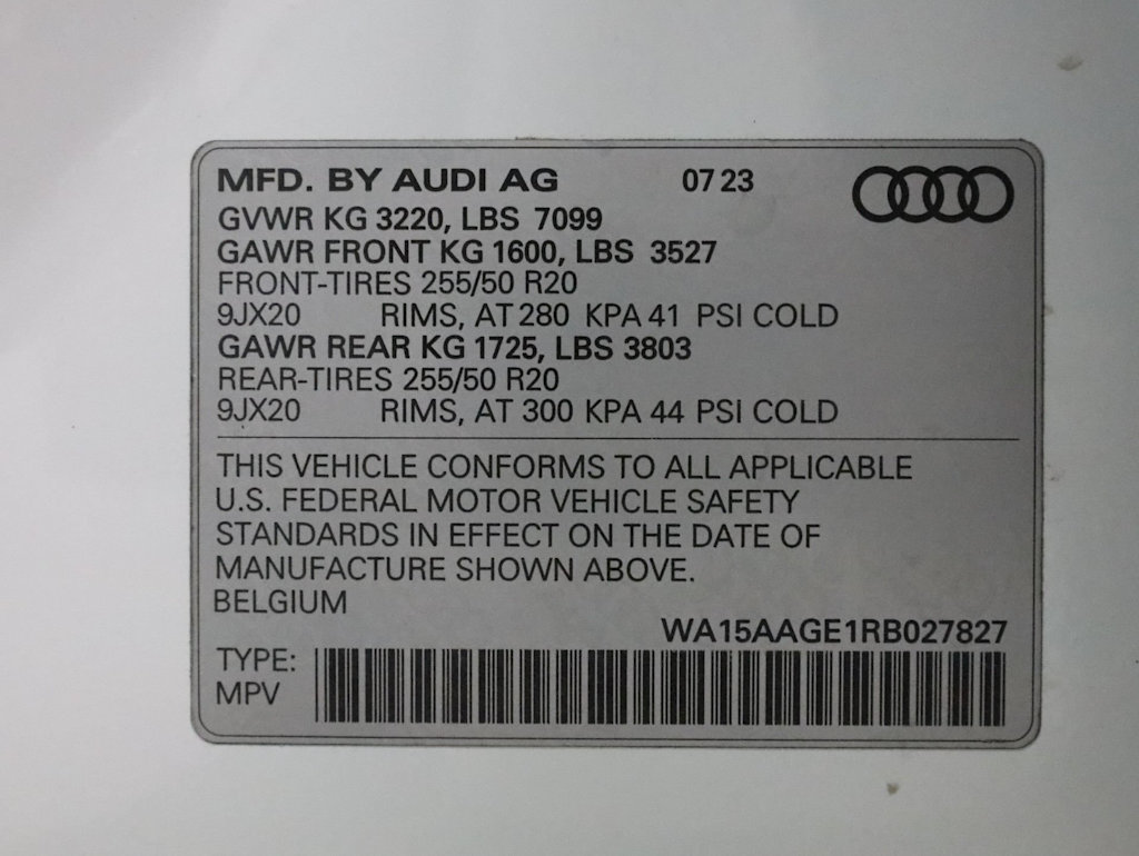 Thumbnail: 2024 Audi Q8 e-tron - 20