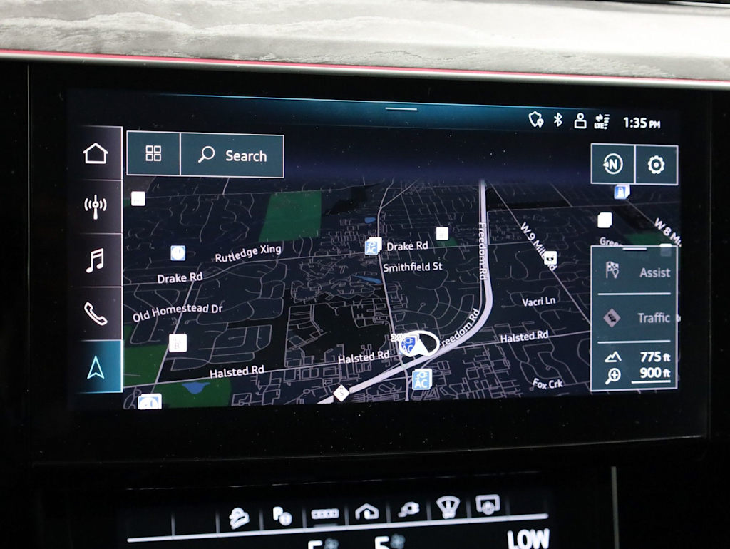Thumbnail: 2024 Audi Q8 e-tron - 34