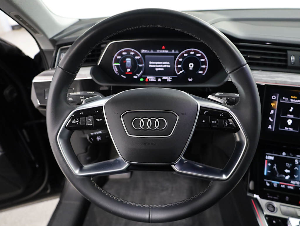 Thumbnail: 2024 Audi Q8 e-tron - 13