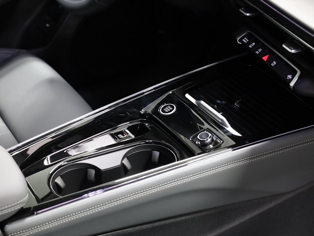 Thumbnail: 2026 Audi Q3 - 16
