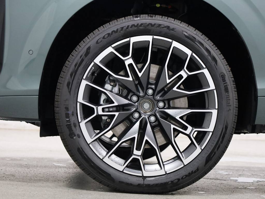 Thumbnail: 2026 Audi Q3 - 42