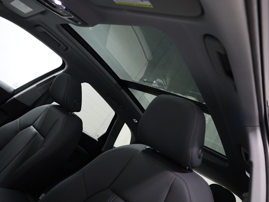 Thumbnail: 2026 Audi Q3 - 29