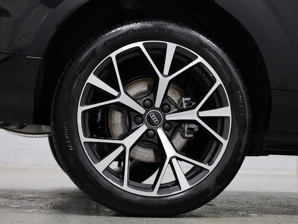 Thumbnail: 2026 Audi Q3 - 39