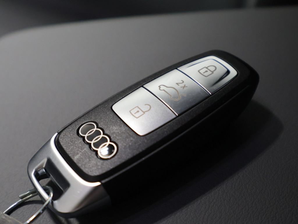 Thumbnail: 2026 Audi Q3 - 19