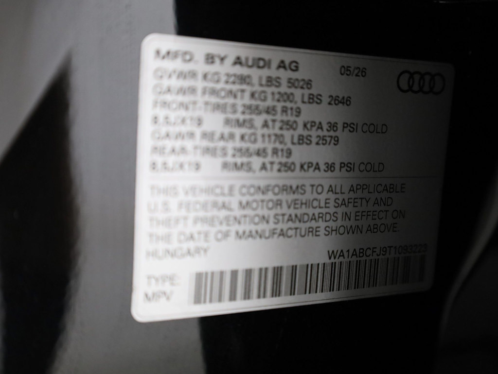 Thumbnail: 2026 Audi Q3 - 20