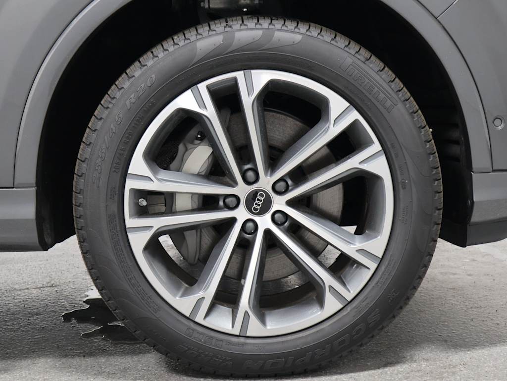 Thumbnail: 2026 Audi Q7 - 24