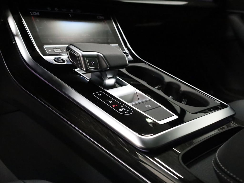 Thumbnail: 2026 Audi Q7 - 17