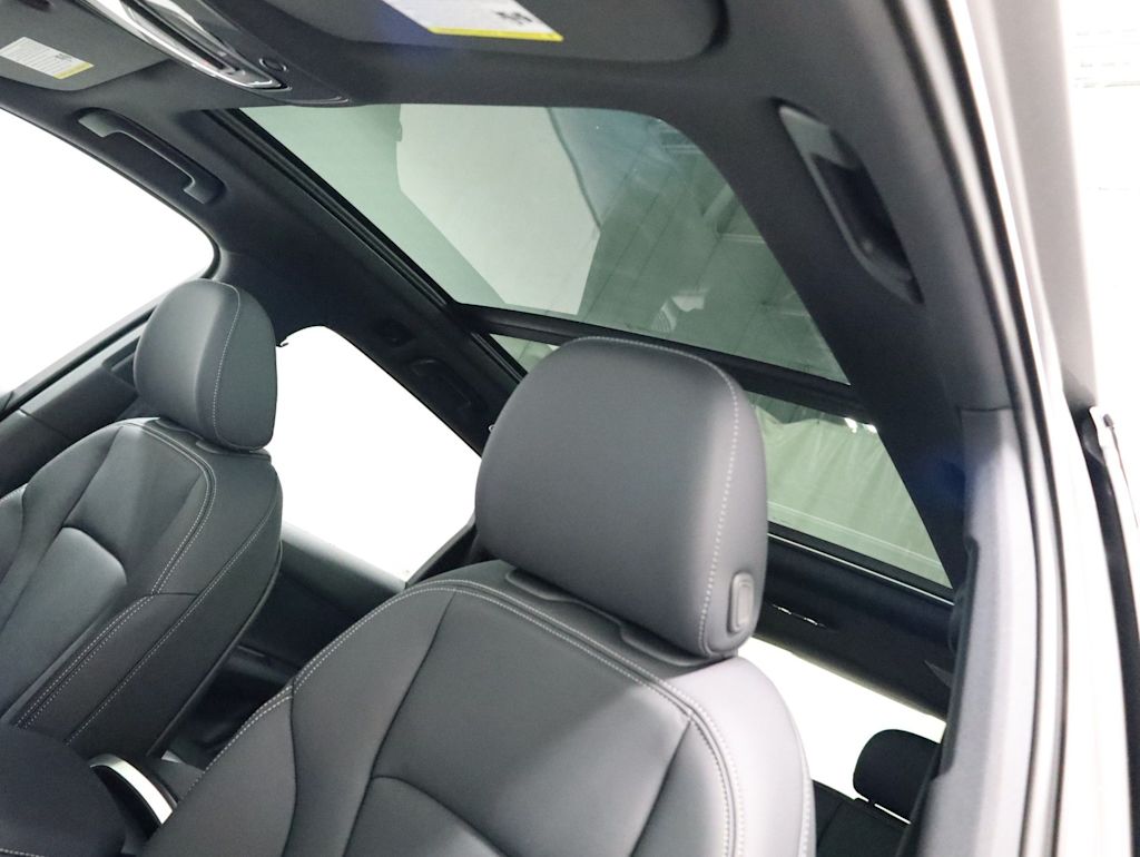Thumbnail: 2026 Audi Q7 - 29