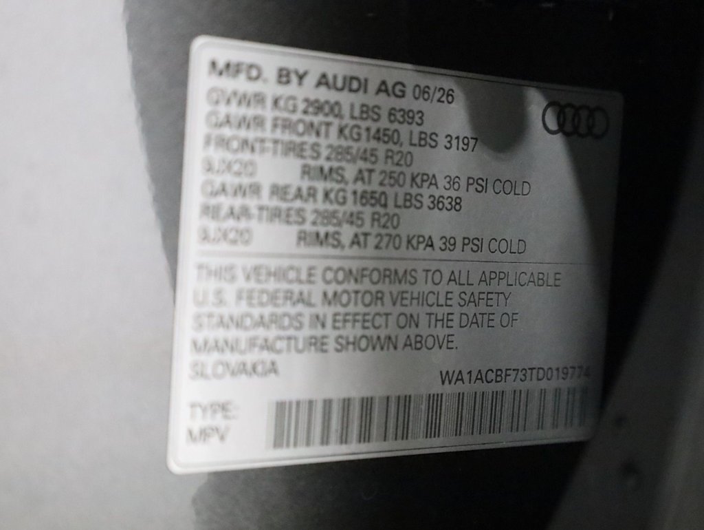 Thumbnail: 2026 Audi Q7 - 21
