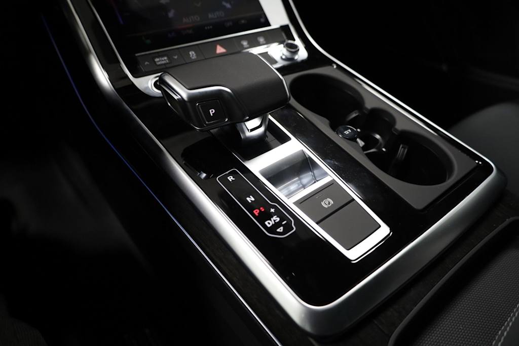 Thumbnail: 2026 Audi Q7 - 33