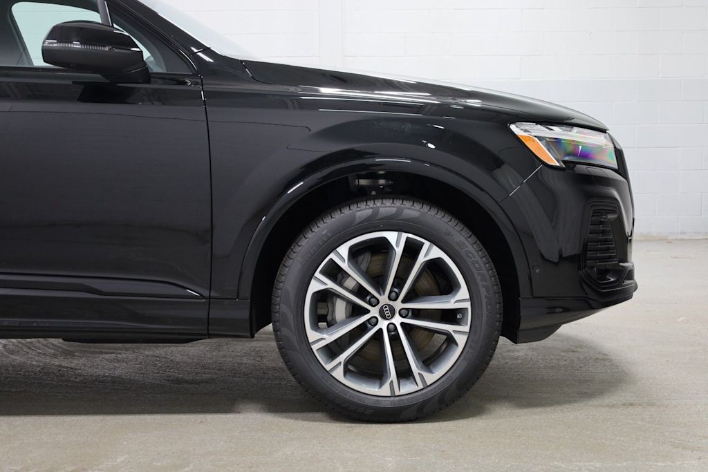 Thumbnail: 2026 Audi Q7 - 8