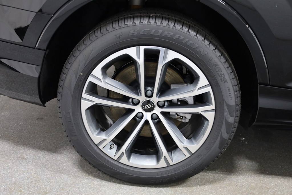 Thumbnail: 2026 Audi Q7 - 40