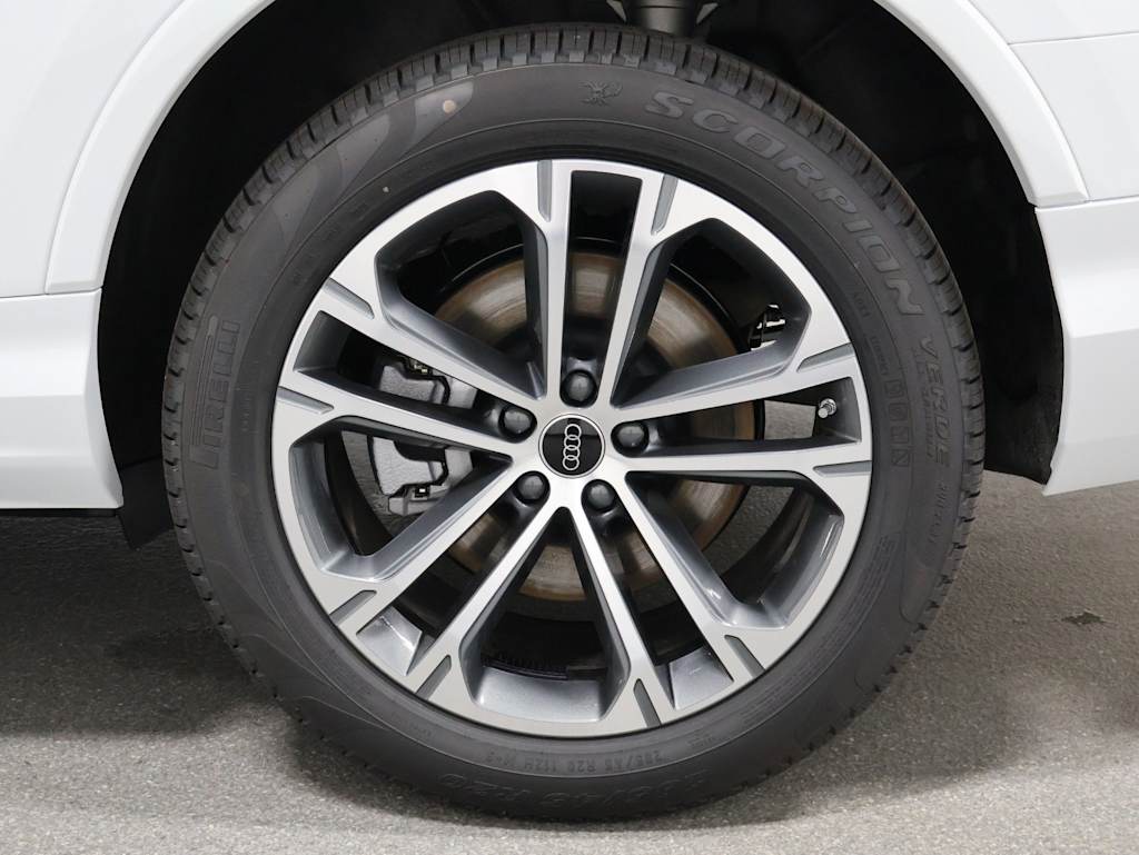 Thumbnail: 2026 Audi Q7 - 40