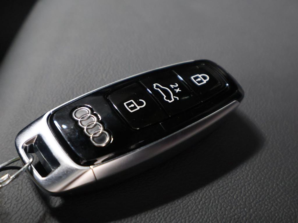 Thumbnail: 2026 Audi Q7 - 18
