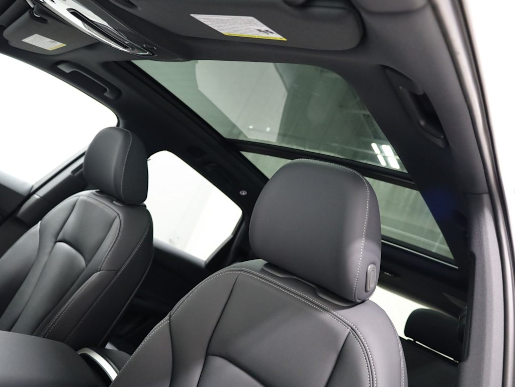 Thumbnail: 2026 Audi Q7 - 29