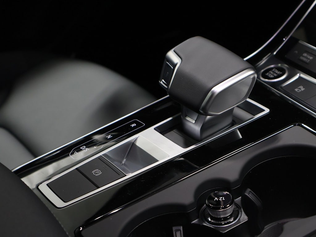 Thumbnail: 2026 Audi Q7 - 30