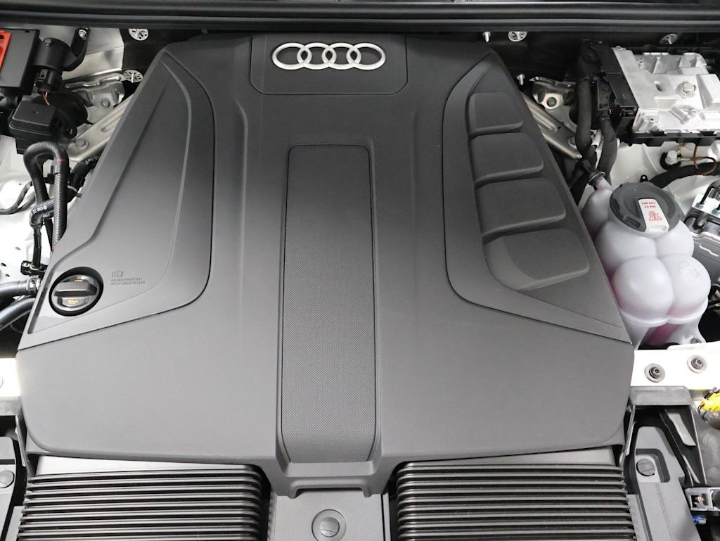 Thumbnail: 2026 Audi Q7 - 9
