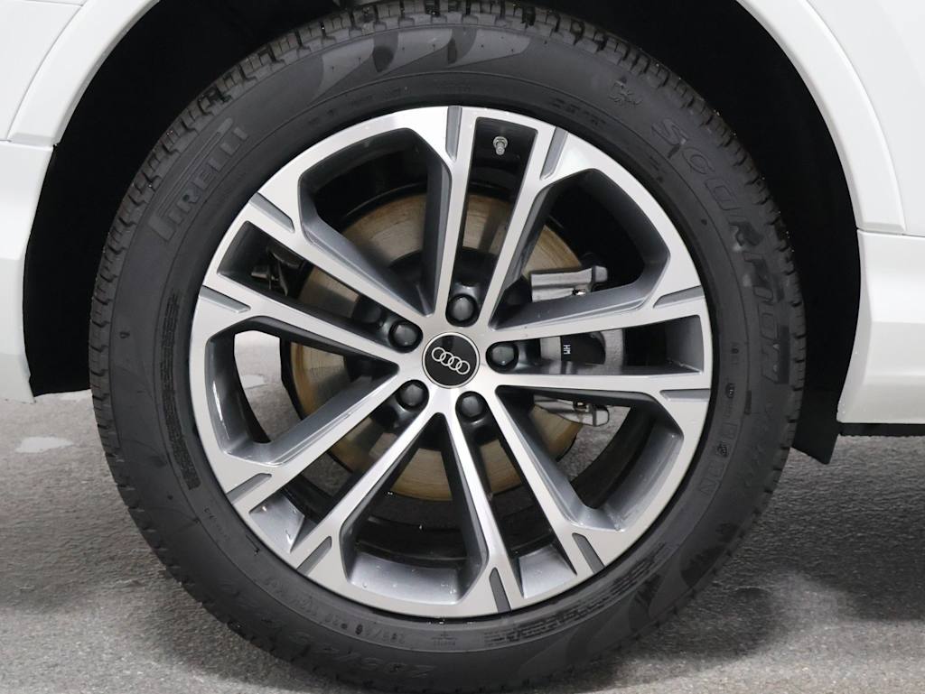 Thumbnail: 2026 Audi Q7 - 40